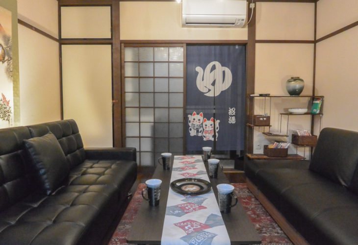 リビング Living room Kyoto guesthouse 京都 宿泊